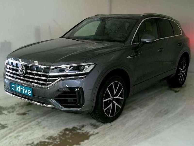 Usado VW Touareg Elegance 231 CV (169 kW) 2022 Gris SUV