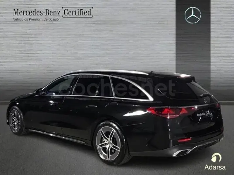 Usado Mercedes E220 197 CV (144 kW) 2025 Negro Familiar