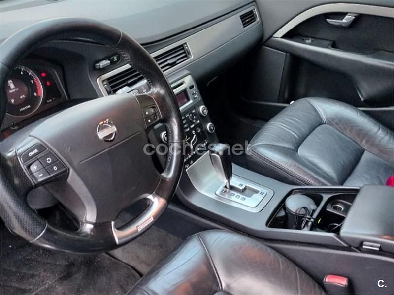 Usado Volvo XC70 Momentum 185 CV (136 kW) 2008 Beige Familiar