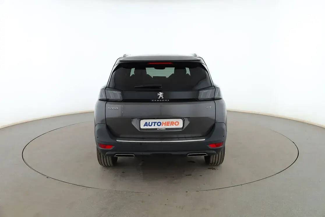 Usado Peugeot 5008 GT 180 CV (132 kW) 2021 Gris SUV