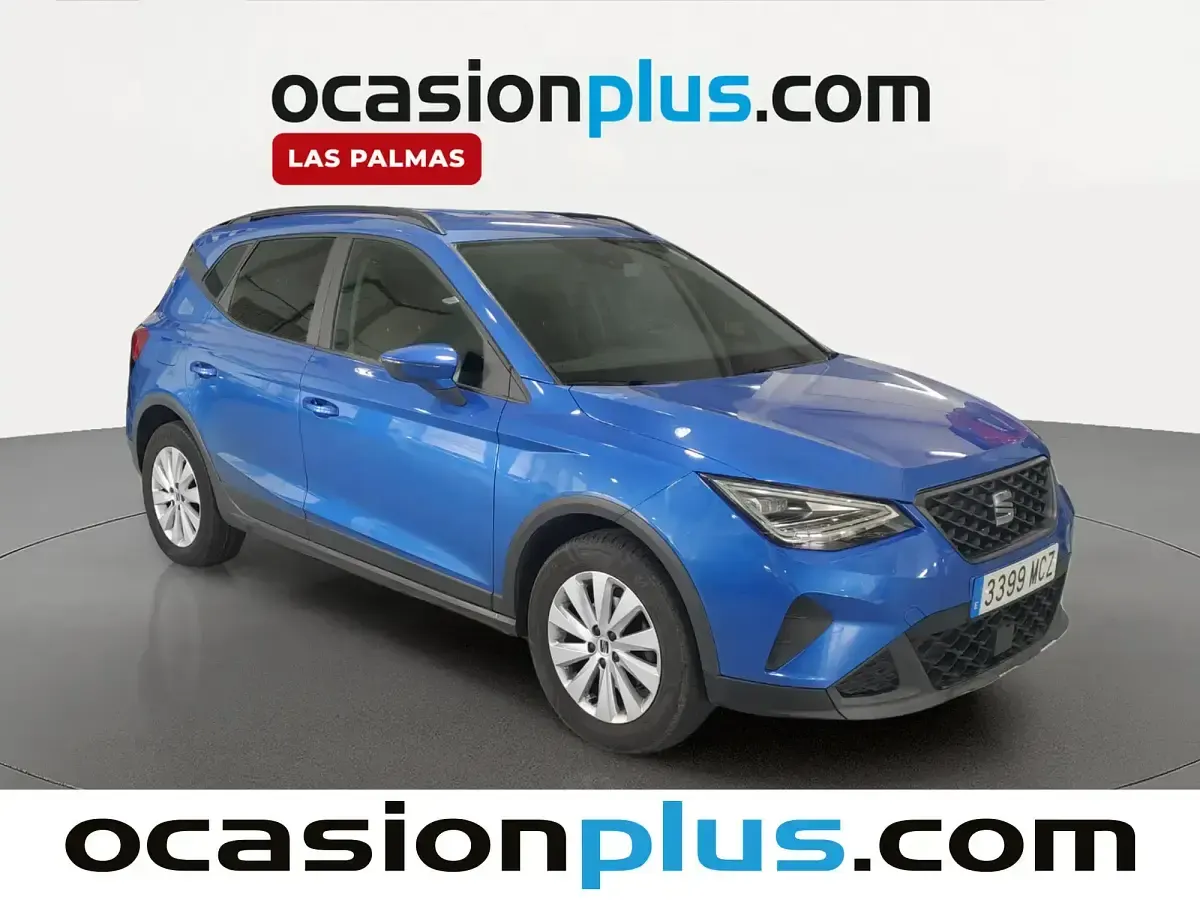 Usado Seat Arona Style 110 CV (80 kW) 2022 Azul SUV