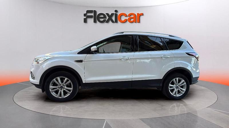 Usado Ford Kuga Trend 120 HP (88 kW) 2019 Branco SUV