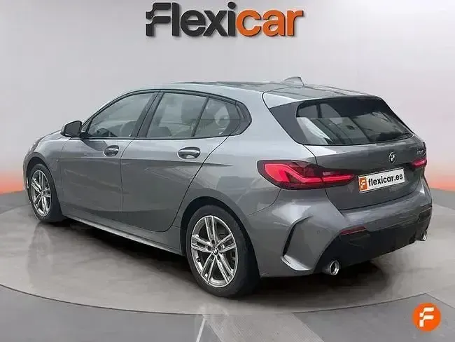 Usado BMW 118 150 CV (110 kW) 2024 Gris Utilitario