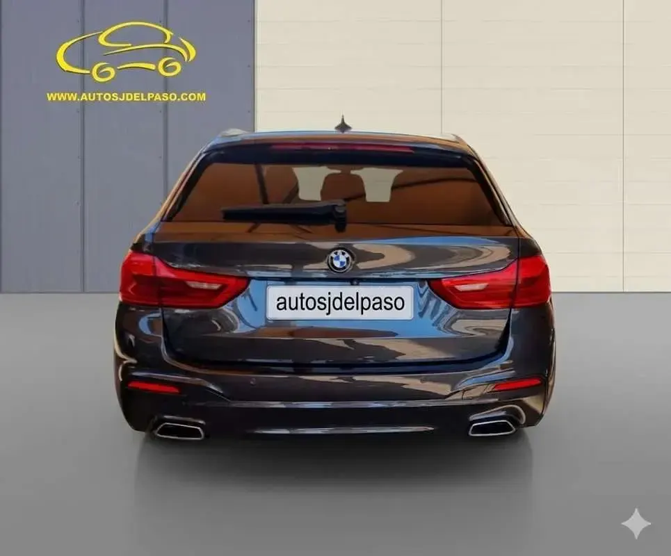 Usado BMW 520 Comfort Edition 190 CV (139 kW) 2018 Gris Familiar