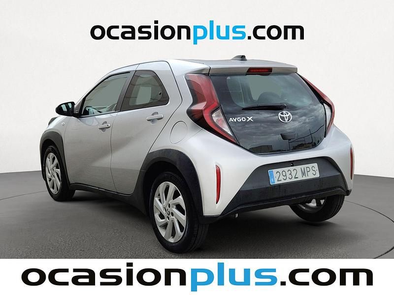 Usado Toyota Aygo X Play 72 CV (52 kW) 2024 Gris SUV