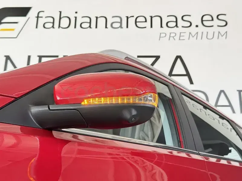 Nuevo EVO Evo 4 106 CV (77 kW) 2026 Rojo SUV