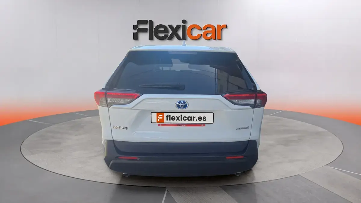 Usado Toyota RAV4 Hybrid Business Edition 218 CV (160 kW) 2021 Blanco SUV