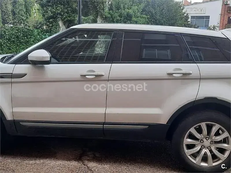 Usado Land Rover Range Rover evoque SE Dynamic 150 CV (110 kW) 2016 Blanco SUV