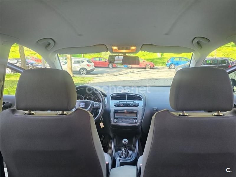 Usado Seat Altea Style 105 CV (77 kW) 2014 Beige Monovolumen