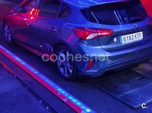 Usado Ford Focus ST-Line 125 CV (91 kW) 2019 Azul Berlina
