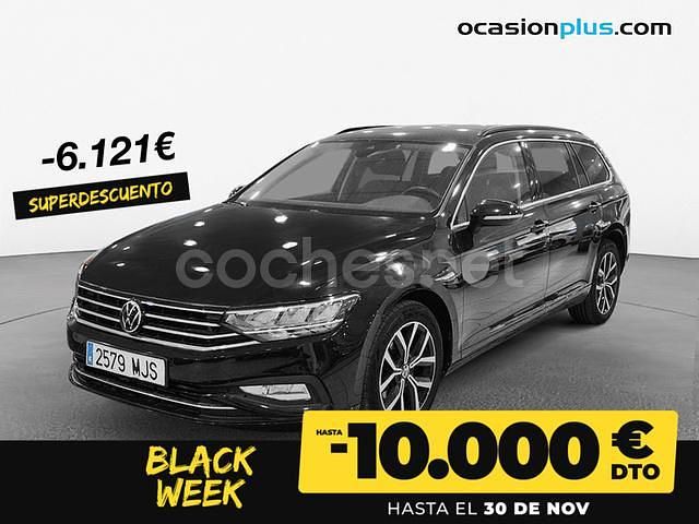 Gris / plata Usado 2023 VW Passat Executive Familiar | 28.990 € (Super precio) - Imagen 1/4
