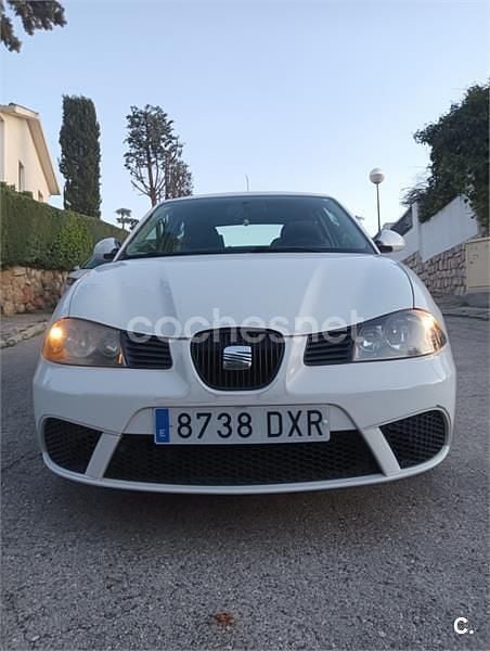 Usado Seat Ibiza Reference 70 CV (51 kW) 2006 Blanco Utilitario