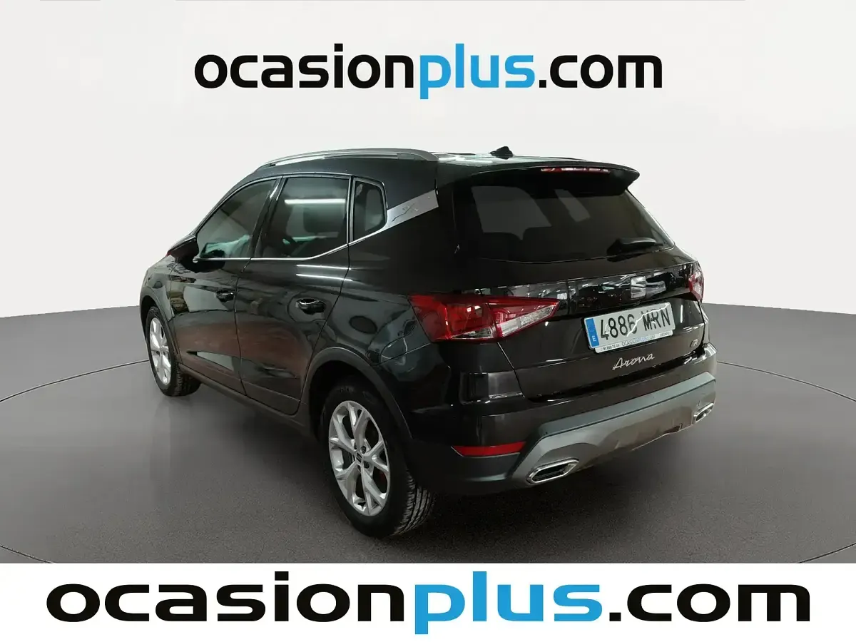 Usado Seat Arona FR 150 CV (110 kW) 2024 Negro SUV