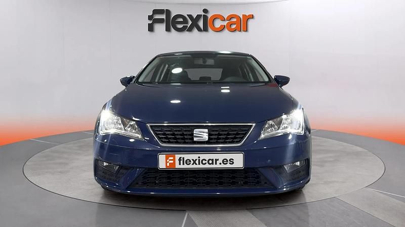 Usado Seat Leon Reference 115 CV (84 kW) 2018 Azul Berlina