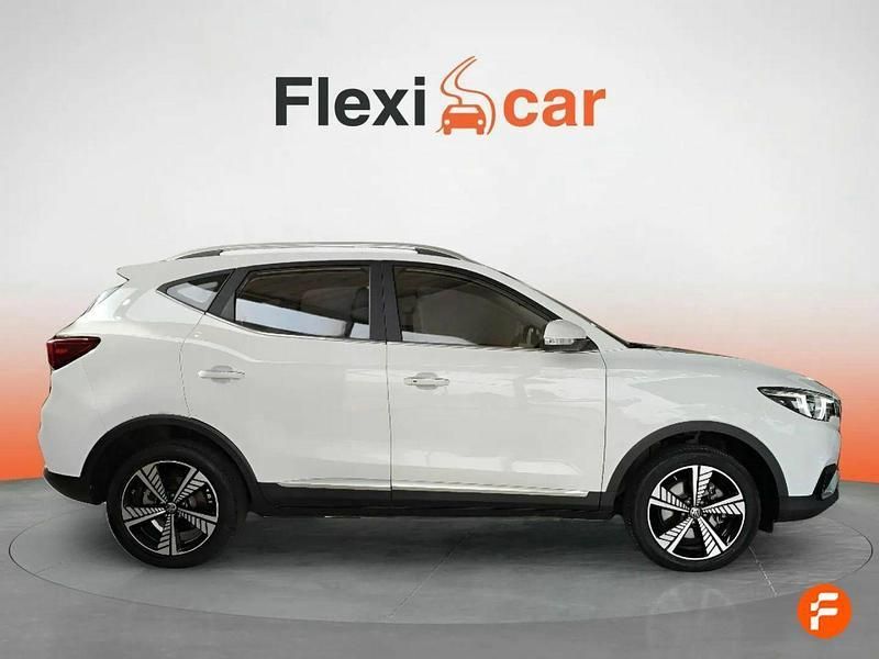 Usado MG ZS Luxury 105 kW (143 CV) 2021 Blanco Berlina