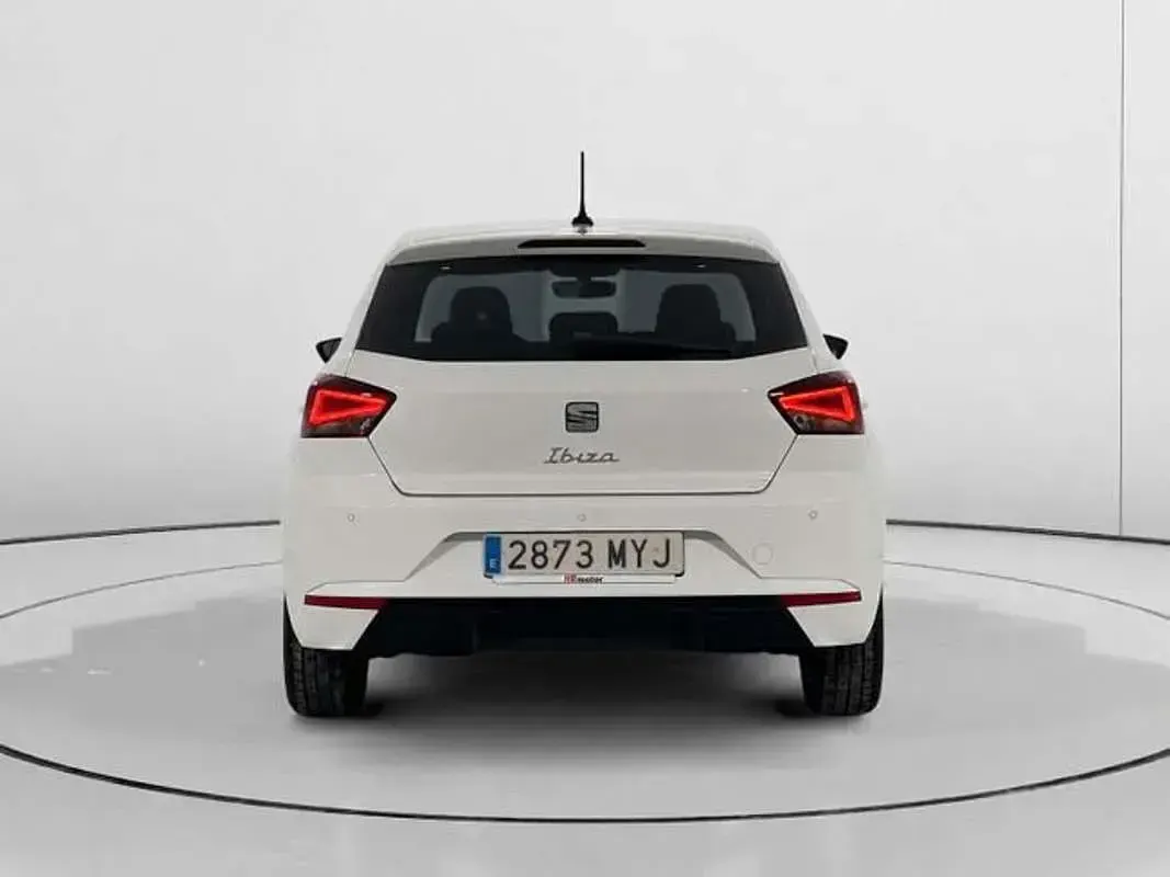 Usado Seat Ibiza XCELLENCE 110 CV (80 kW) 2025 Blanco Utilitario