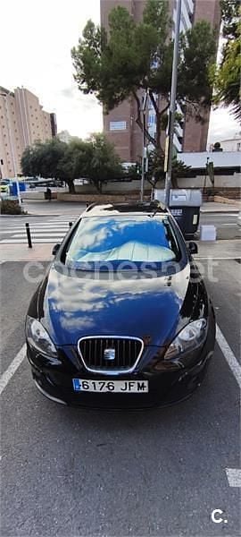 Usado Seat Altea XL I-Tech 105 CV (77 kW) 2015 Negro Monovolumen