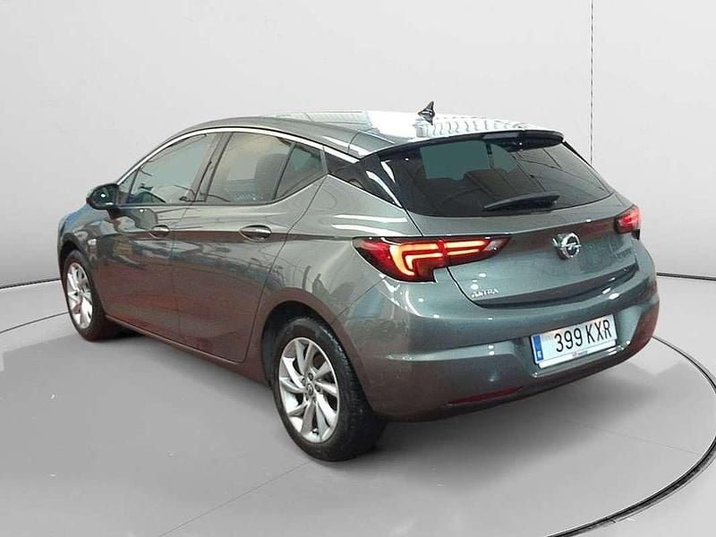 Usado Opel Astra Dynamic 126 HP (92 kW) 2019 Cinzento Sedan