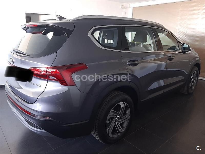 Usado Hyundai Santa Fe 194 CV (142 kW) 2024 Gris / plata SUV