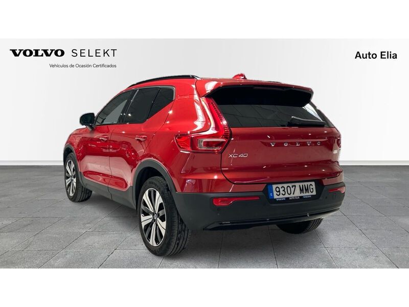 Usado Volvo XC40 Plus 262 CV (192 kW) 2023 Rojo SUV
