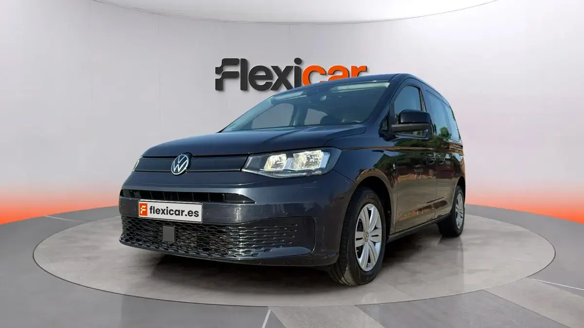 Usado VW Caddy California 102 CV (75 kW) 2024 Azul Monovolumen