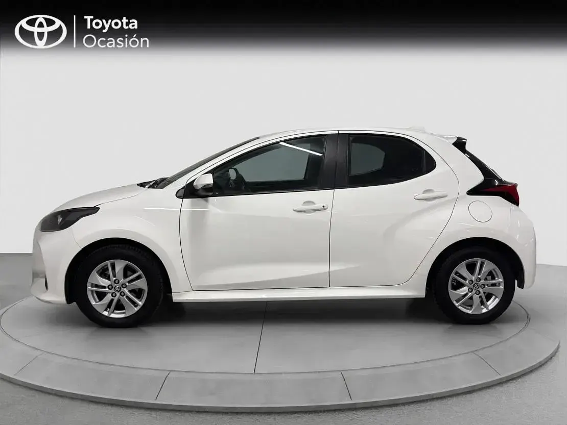 Usado Toyota Yaris Edition 125 CV (91 kW) 2023 Blanco classic Utilitario