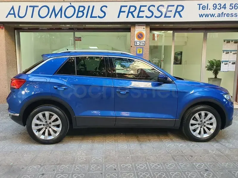Usado VW T-Roc Advance 150 CV (110 kW) 2021 Azul SUV