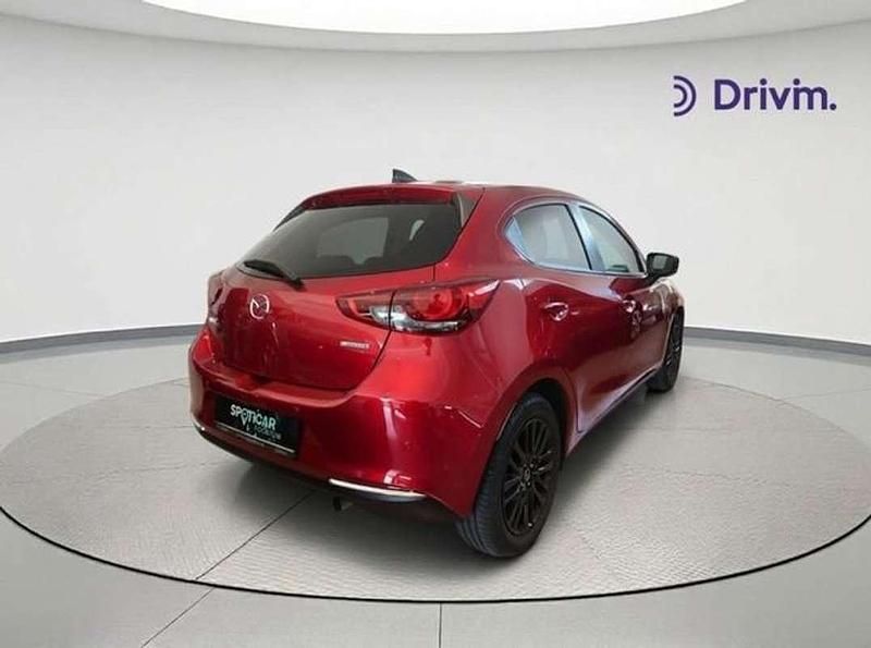 Usado Mazda 2 90 CV (66 kW) 2022 Rojo Utilitario