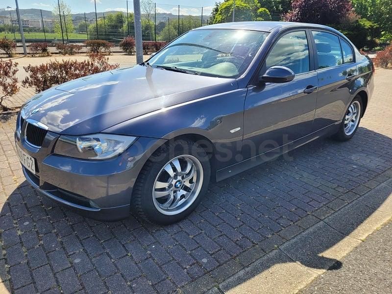 Käytetty BMW 320 150 HP (110 kW) 2007 Harmaa Sedan