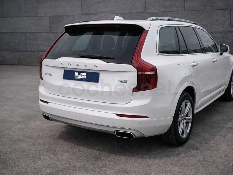 Usado Volvo XC90 Momentum 400 CV (294 kW) 2019 Blanco SUV