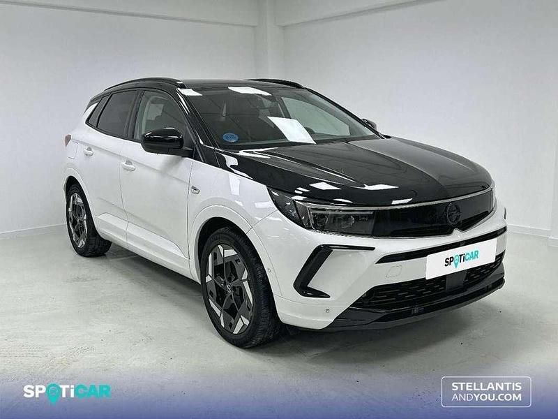 Usado Opel Grandland X GSe 300 CV (220 kW) 2024 Blanco SUV