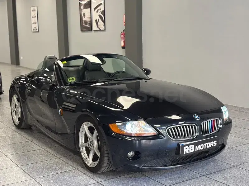 Usado BMW Z4 Comfort Edition 231 CV (169 kW) 2004 Negro Descapotable