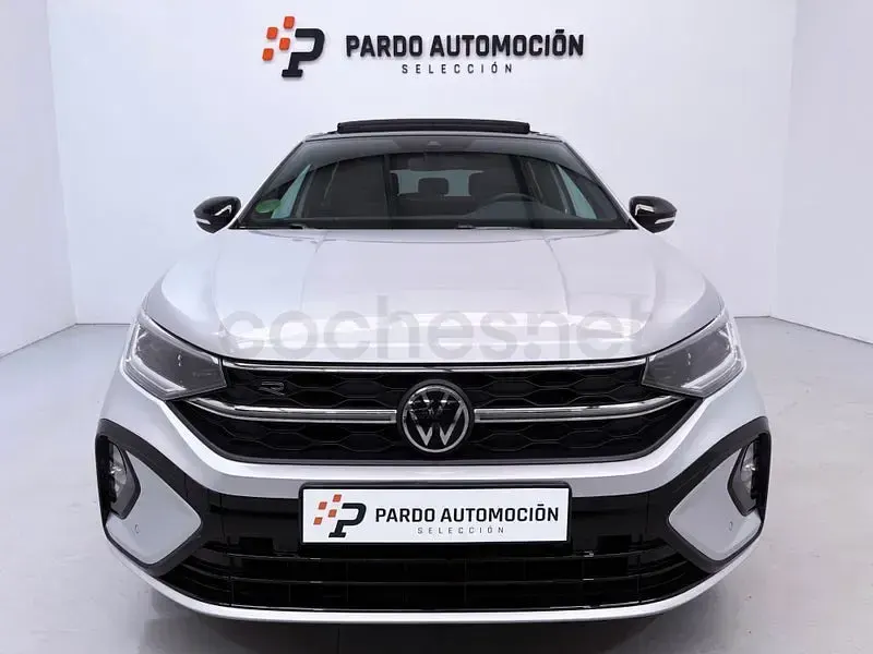 Usado VW Taigo R-line 150 CV (110 kW) 2022 Gris / plata SUV