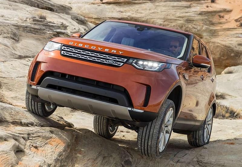 Negro Usado 2017 Land Rover Discovery 5 SE SUV | 29.990 € (Precio justo) - Imagen 1/4
