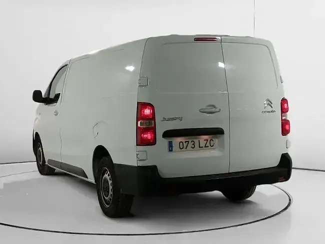 Usado Citroën Jumpy 103 CV (75 kW) 2021 Blanco Monovolumen
