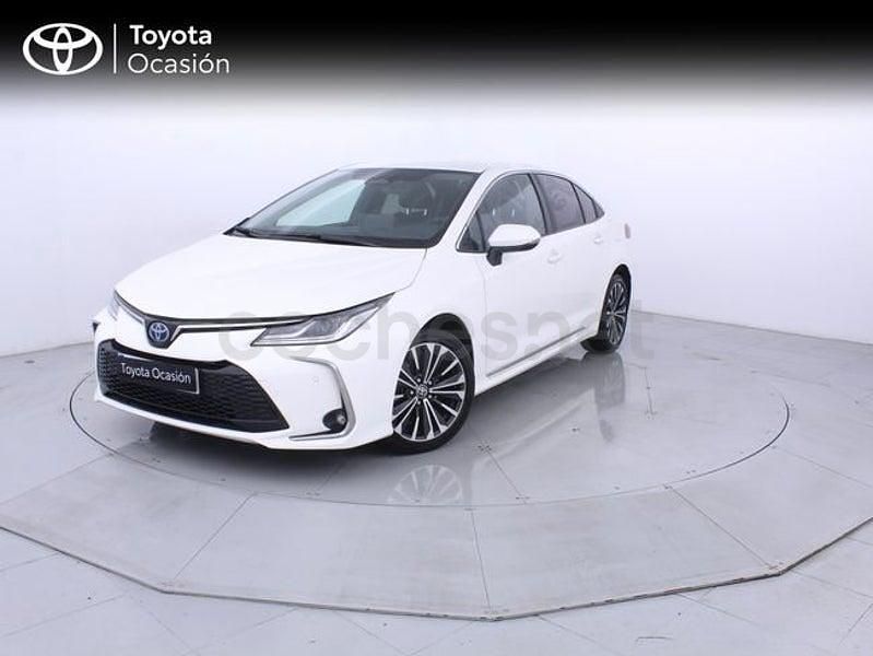 Usado Toyota Corolla Style 140 CV (102 kW) 2025 Blanco Berlina