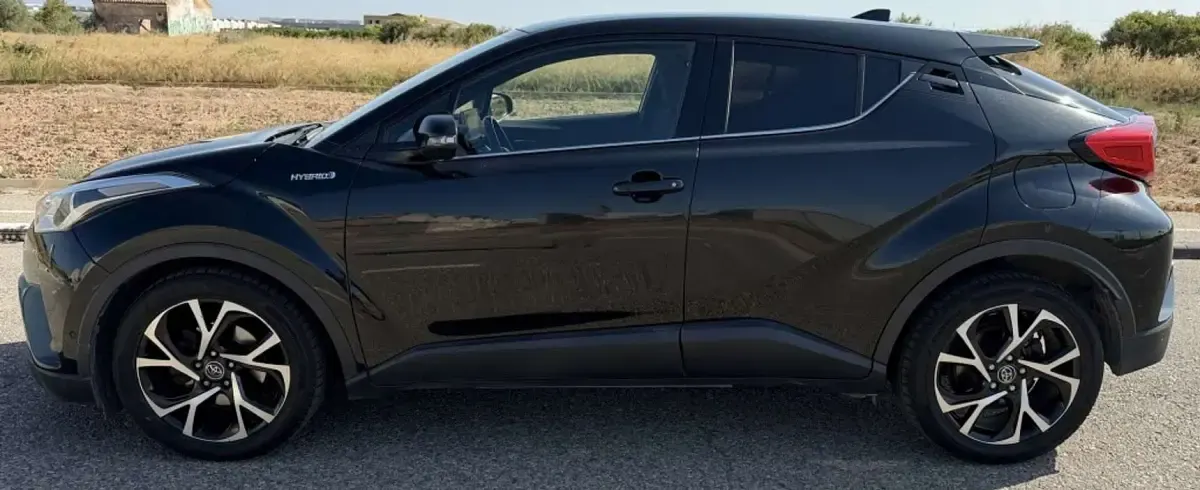 Usado Toyota C-HR Advance 122 CV (89 kW) 2018 Negro SUV