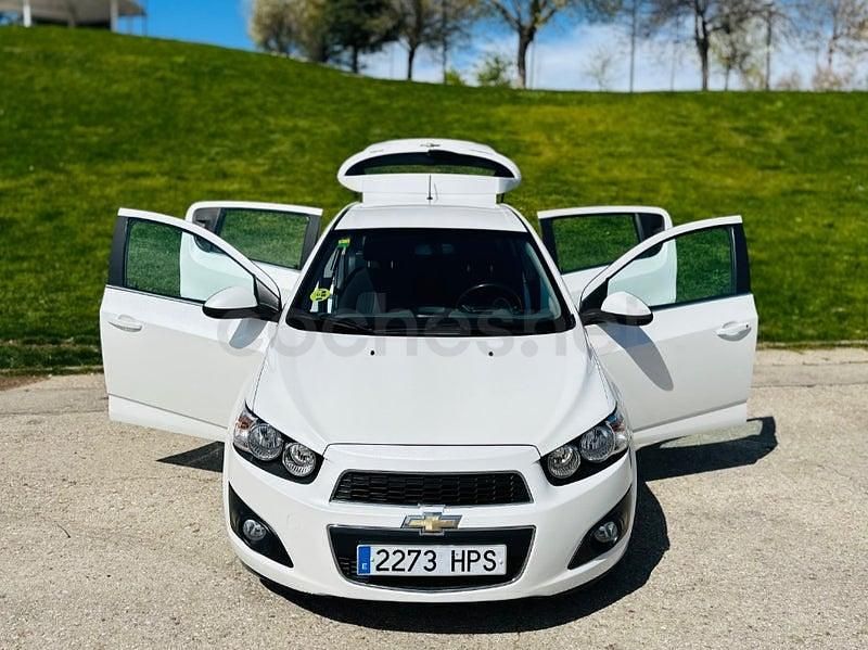Usado Chevrolet Aveo LTZ 95 CV (69 kW) 2013 Blanco Berlina
