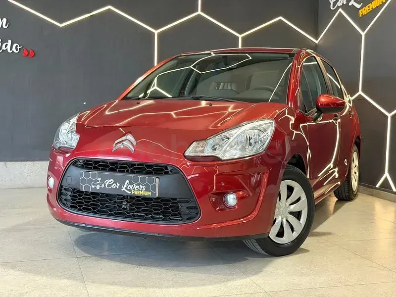 Usado Citroën C3 SELECTION 73 CV (53 kW) 2012 Granate Berlina