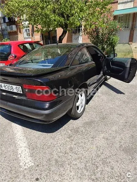 Usado Opel Calibra 136 CV (100 kW) 1995 Negro Coupe