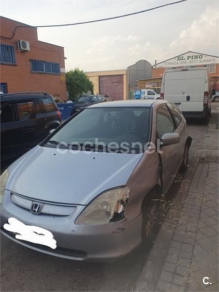 Usado Honda Civic LS 110 CV (80 kW) 2002 Gris / plata Berlina