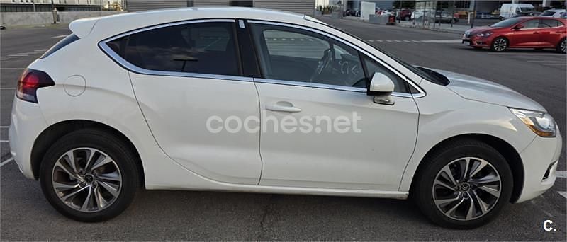 Usado Citroën DS4 114 CV (83 kW) 2014 Blanco Utilitario