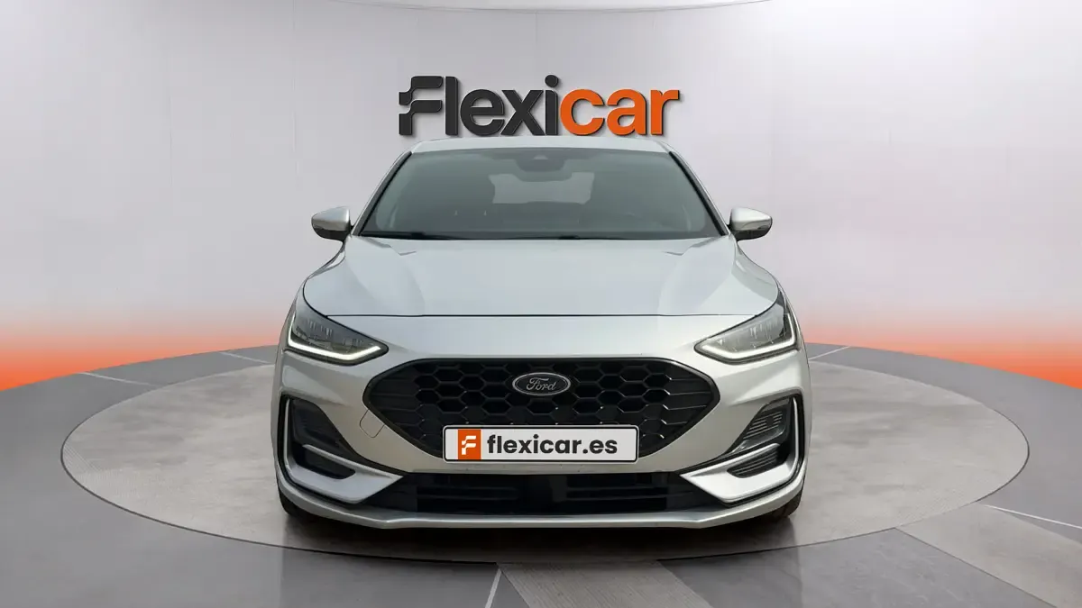 Usado Ford Focus ST-Line 155 CV (114 kW) 2023 Gris Berlina
