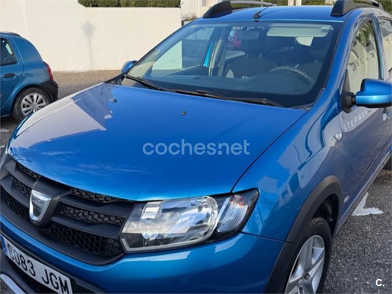 Azul Usado 2015 Dacia Sandero Stepway Berlina | 7490 € (Precio justo) - Imagen 1/4