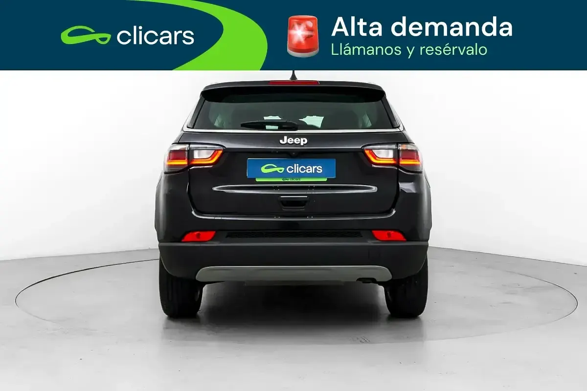 Usado Jeep Compass Altitude 130 CV (95 kW) 2025 Negro SUV