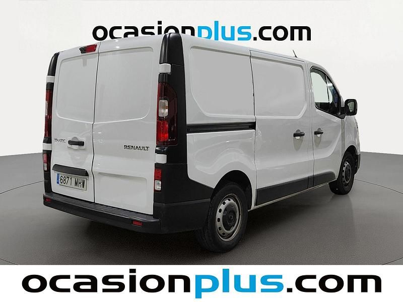 Usado Renault Trafic 130 CV (95 kW) 2023 Blanco Monovolumen