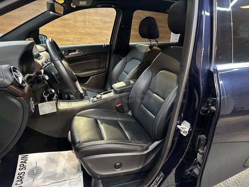 Usado Mercedes B220 177 CV (130 kW) 2017 Azul Monovolumen