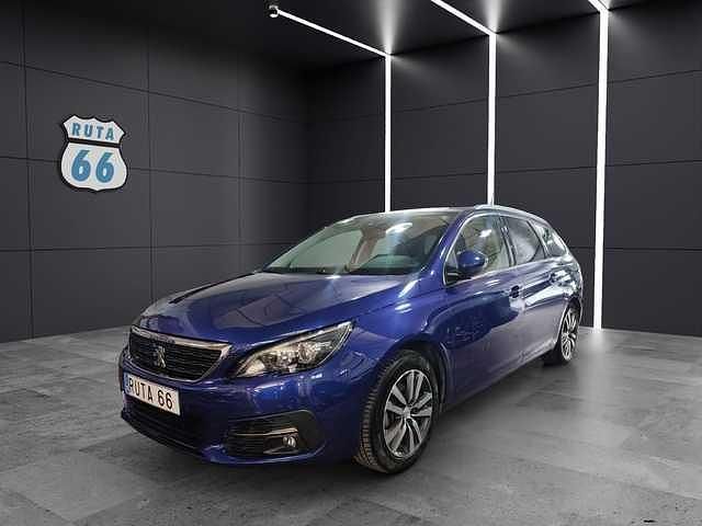 Usado Peugeot 308 Allure 130 CV (95 kW) 2018 Azul Familiar