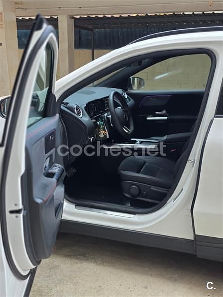 Usado Mercedes GLA250 218 CV (160 kW) 2025 Blanco SUV