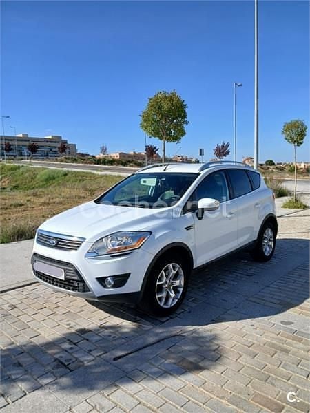 Usado Ford Kuga Trend 140 CV (102 kW) 2010 Blanco SUV